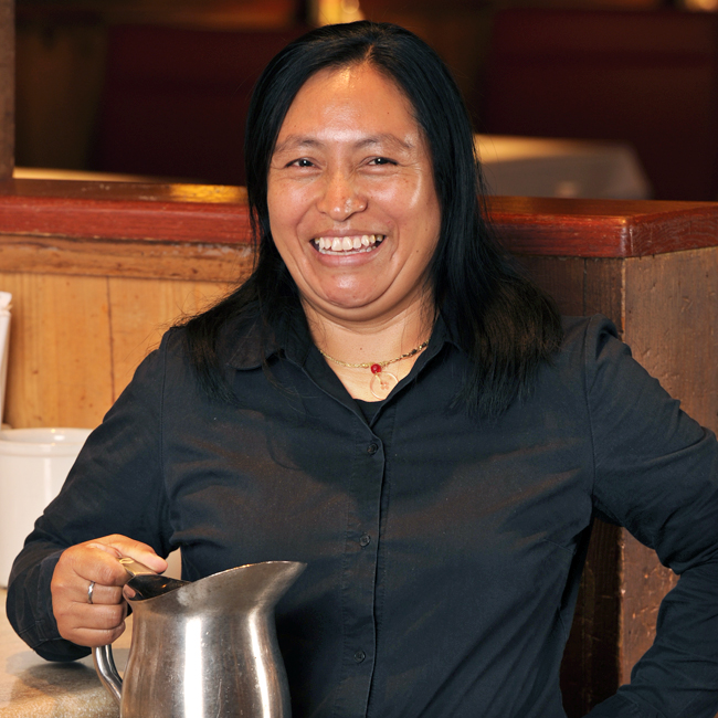 Restaurant Busser Photo